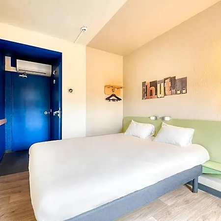 Otel Ibis Budget Versailles - 2*