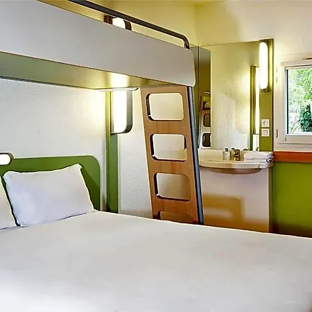 Ibis Budget Versailles - Otel