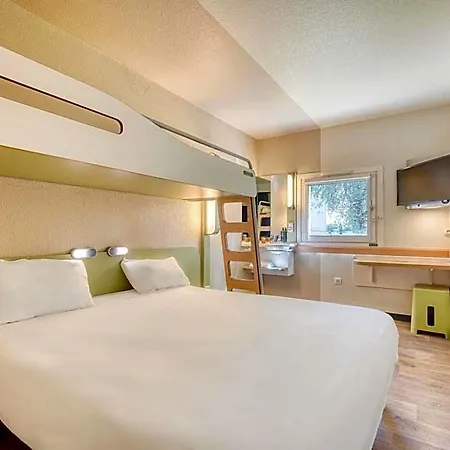Ibis Budget Versailles - Otel