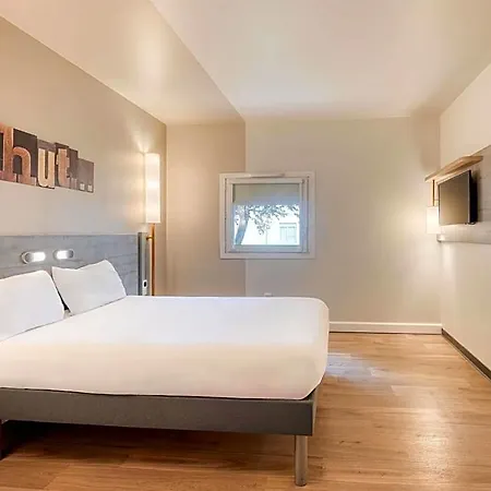Ibis Budget Versailles - Hotell Trappes
